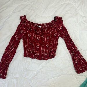 Long sleeve flowery crop top